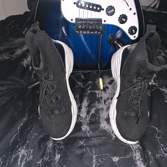 Forever 21 Platform Sock Sneakers - Picture 5 of 6